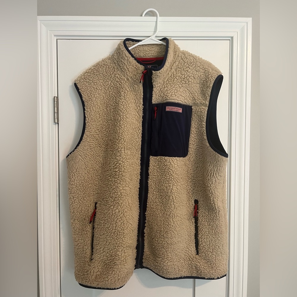 Vineyard Vines Men’s Sherpa Vest